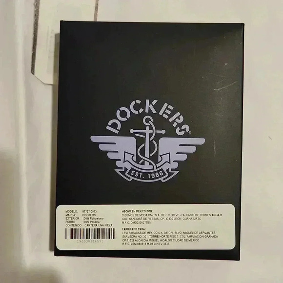 Dockers Trifold Wallet For Men Brown Color - Picture 2 of 10